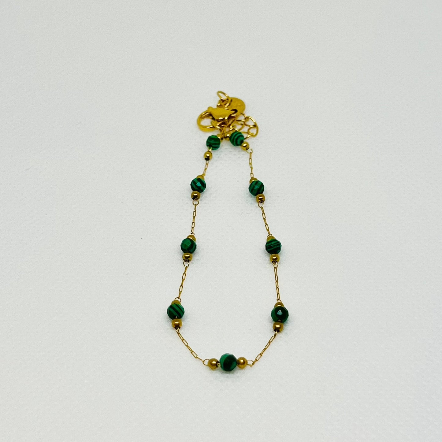 PULSERA DE PIEDRAS BAÑADA DE ORO