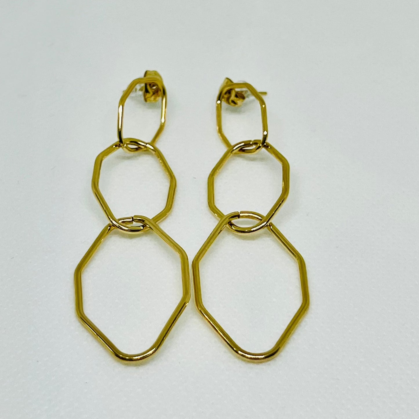 PENDIENTES OVAL BAÑADO EN ORO