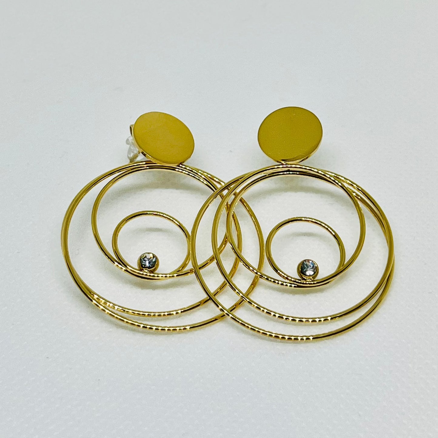 PENDIENTES TRIPLE ARO BAÑADO EN ORO